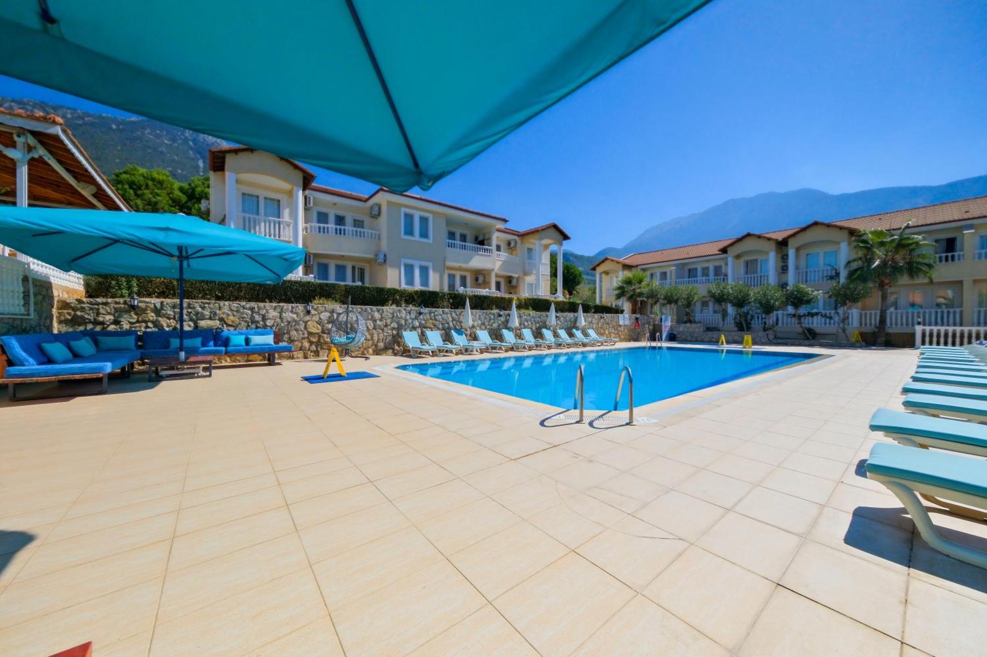 Larimar Suite Hotel Олудениз Екстериор снимка