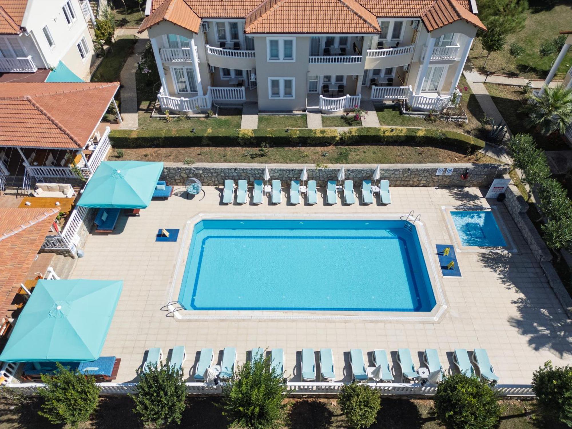 Larimar Suite Hotel Олудениз Екстериор снимка