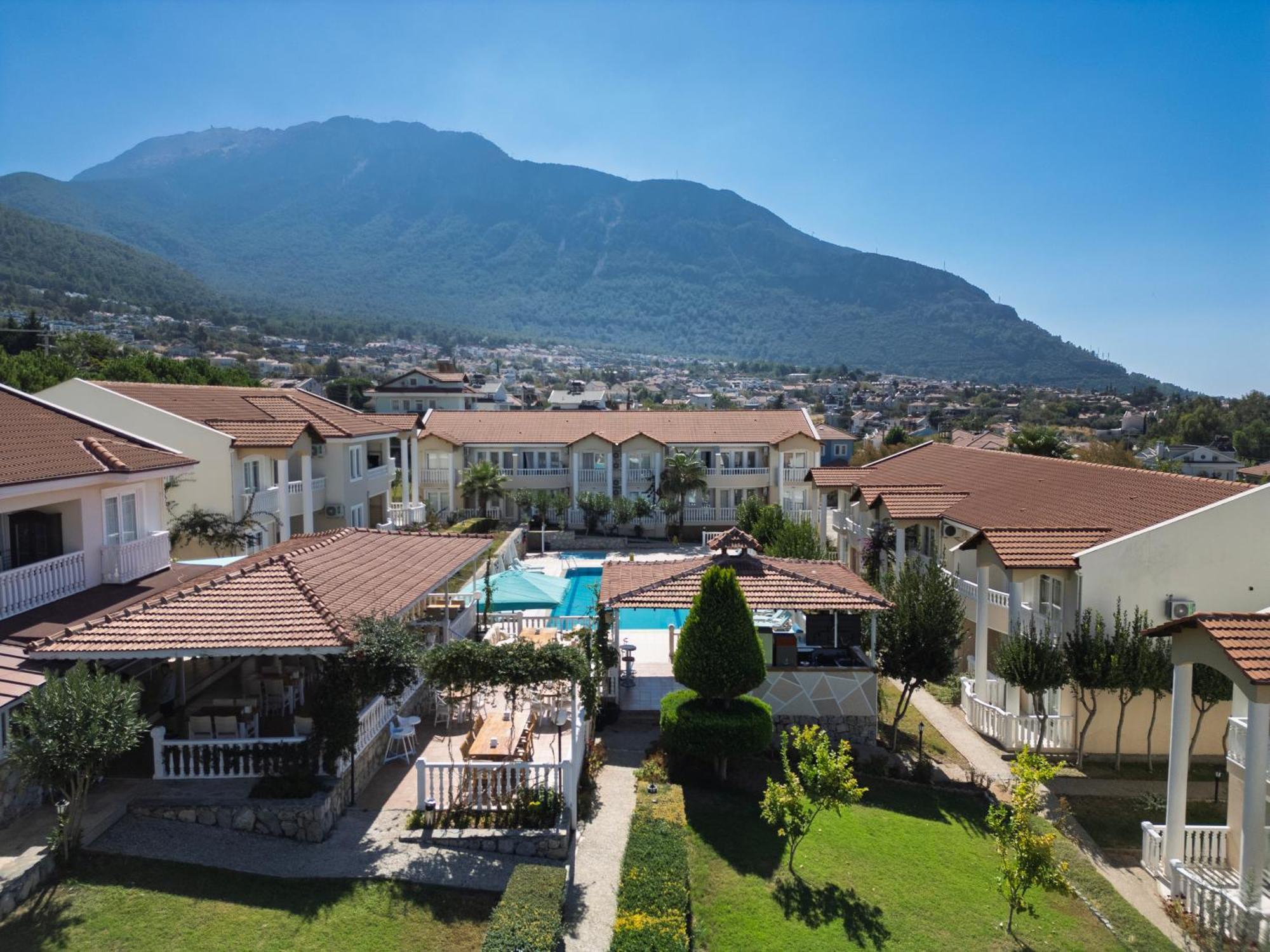 Larimar Suite Hotel Олудениз Екстериор снимка